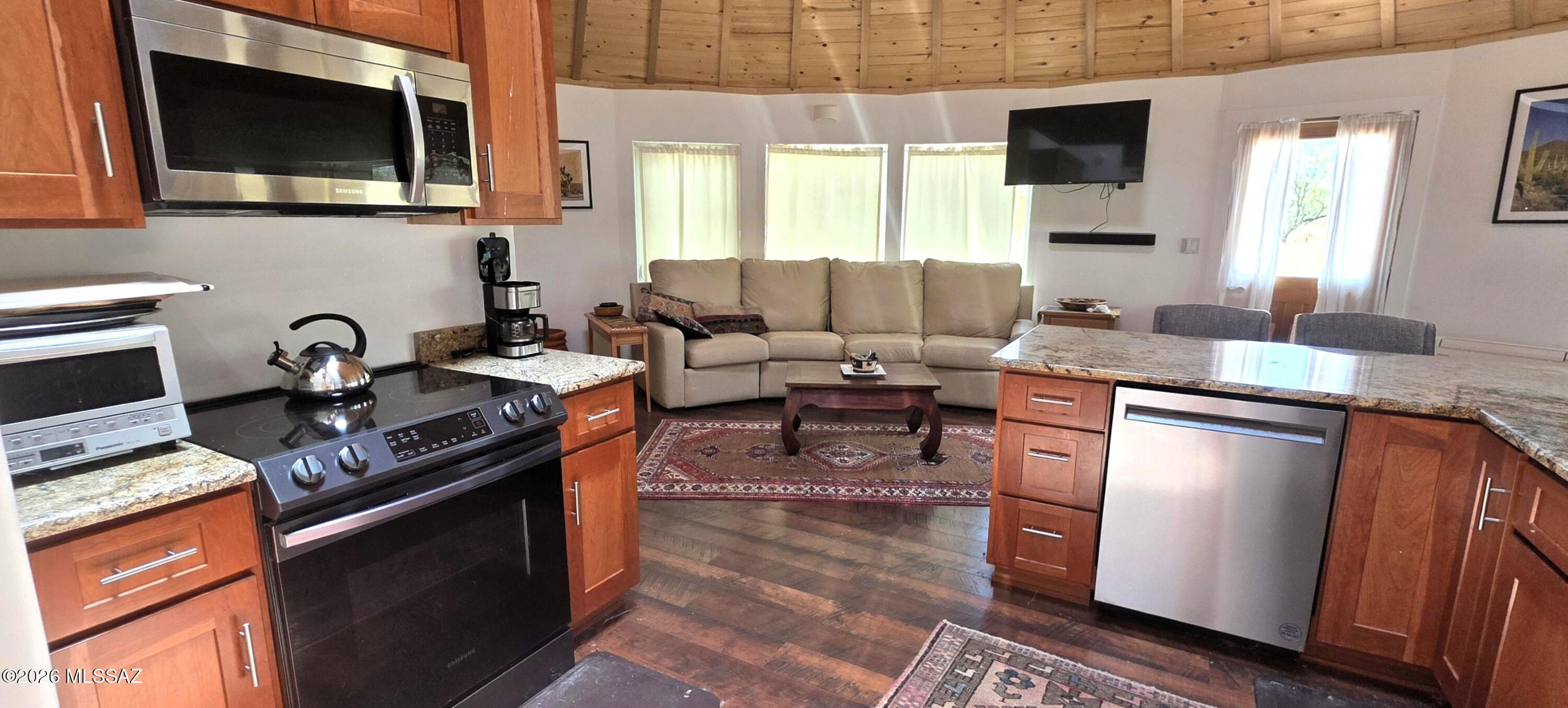 636 West Pearce Road Pearce, AZ 85625 - Photo 4 of 24 kitchen (1)-sized