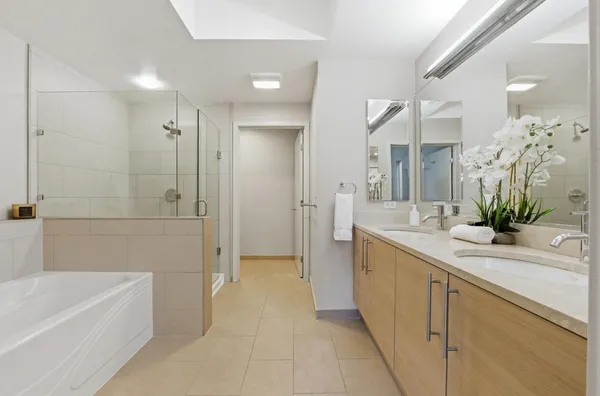 $799,000 | 1655 North California Boulevard, Unit 155, Walnut Creek, CA 94596