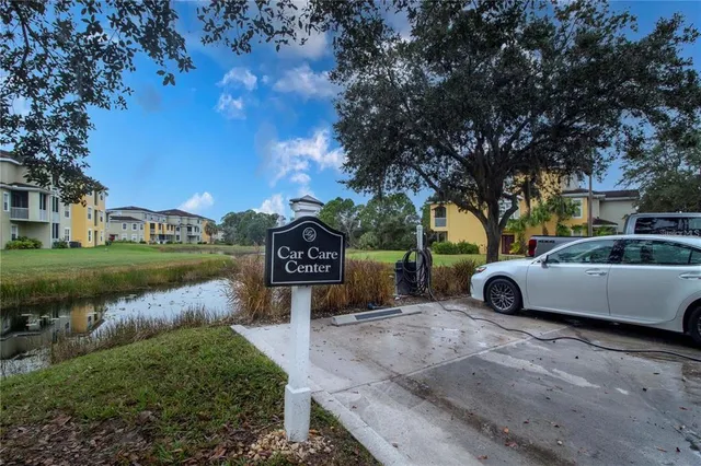 $1,775 | 5655 Bentgrass Drive, Unit 303, Sarasota, FL 34235