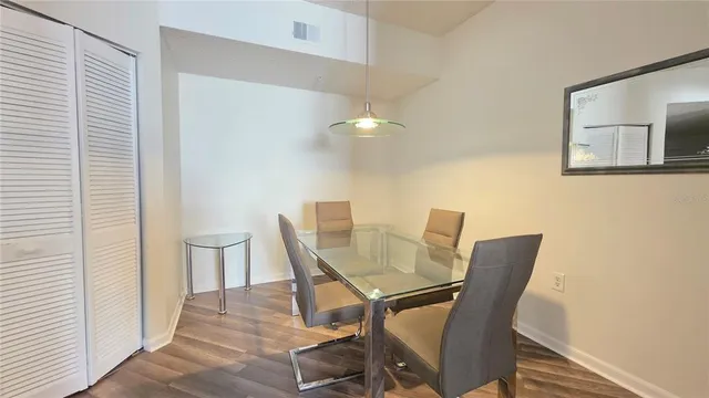 $1,775 | 5655 Bentgrass Drive, Unit 303, Sarasota, FL 34235