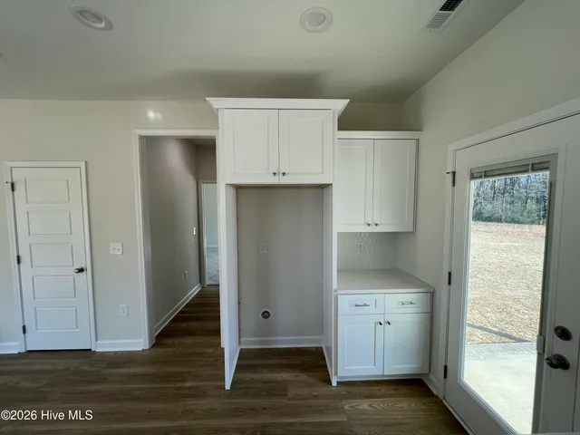 $352,900 | 406 Creeks Edge Drive, Pikeville, NC 27863