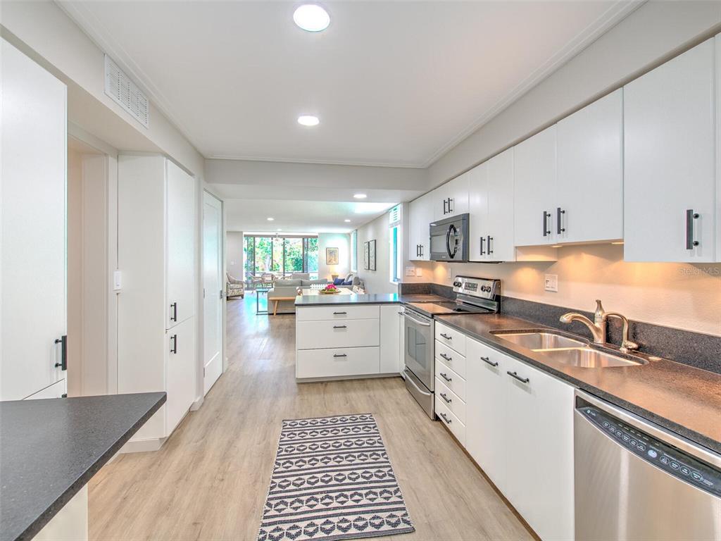 739 Bayport Way, Unit 739 Longboat Key, FL 34228 - Photo 12 of 72