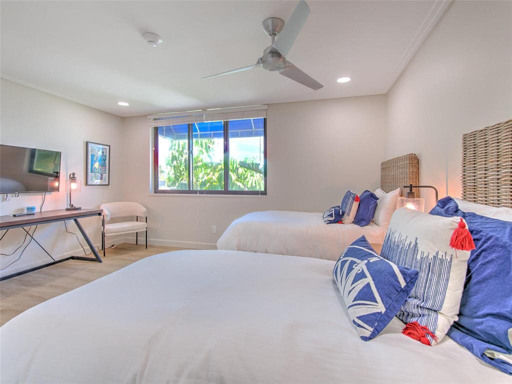 739 Bayport Way, Unit 739 Longboat Key, FL 34228 - Photo 37 of 72