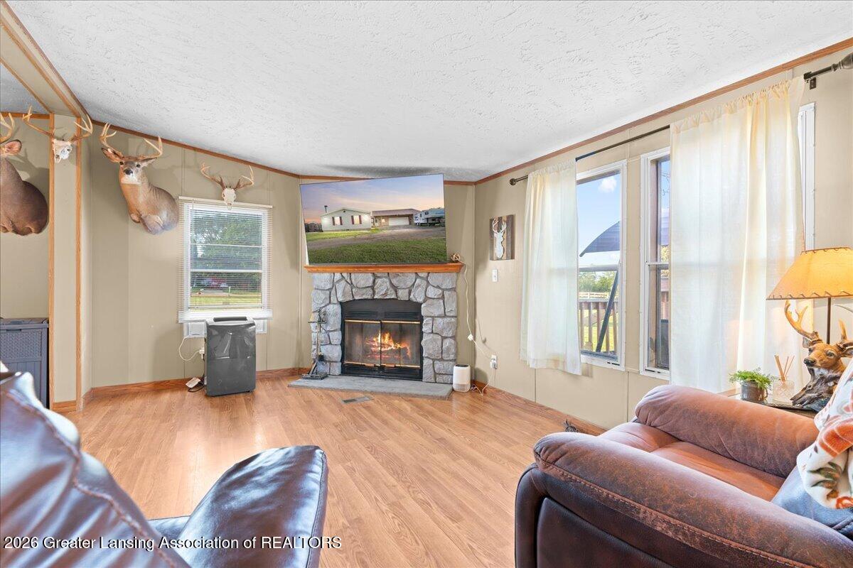 7570 Welter Road Ovid, MI 48866 - Photo 16 of 45 16-Media Jett -35