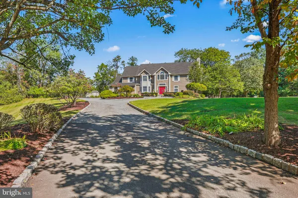 $1,325,000 | 14 Benjamin Trail, Pennington, NJ 08534