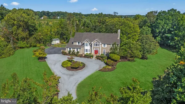 $1,325,000 | 14 Benjamin Trail, Pennington, NJ 08534
