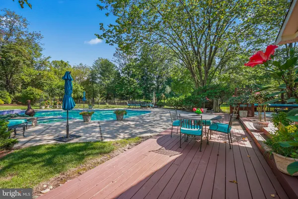 $1,325,000 | 14 Benjamin Trail, Pennington, NJ 08534