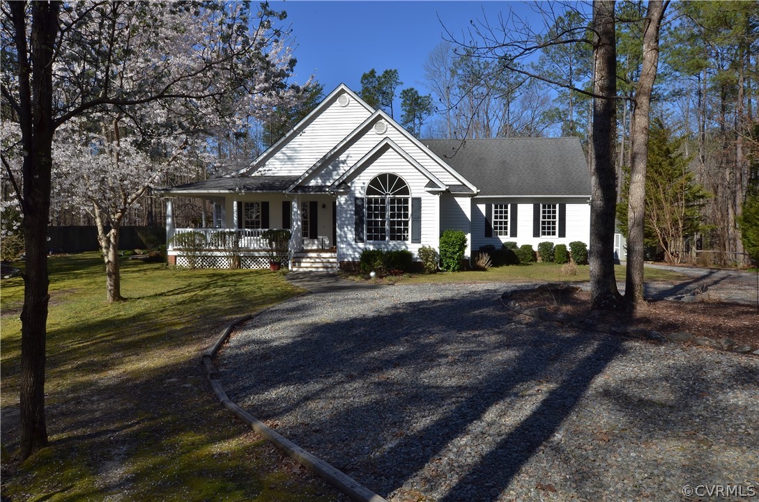2331 Calno Road Hanover, VA 23069 - Photo 3 of 46 Gallery Image 3