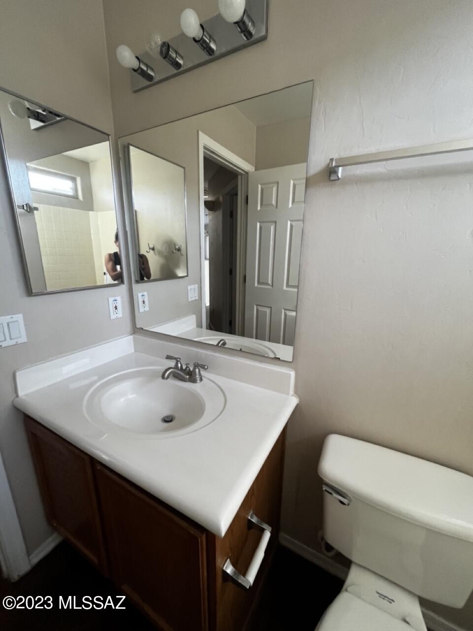 7663 South Meadow Spring Way Tucson, AZ 85747 - Photo 20 of 39