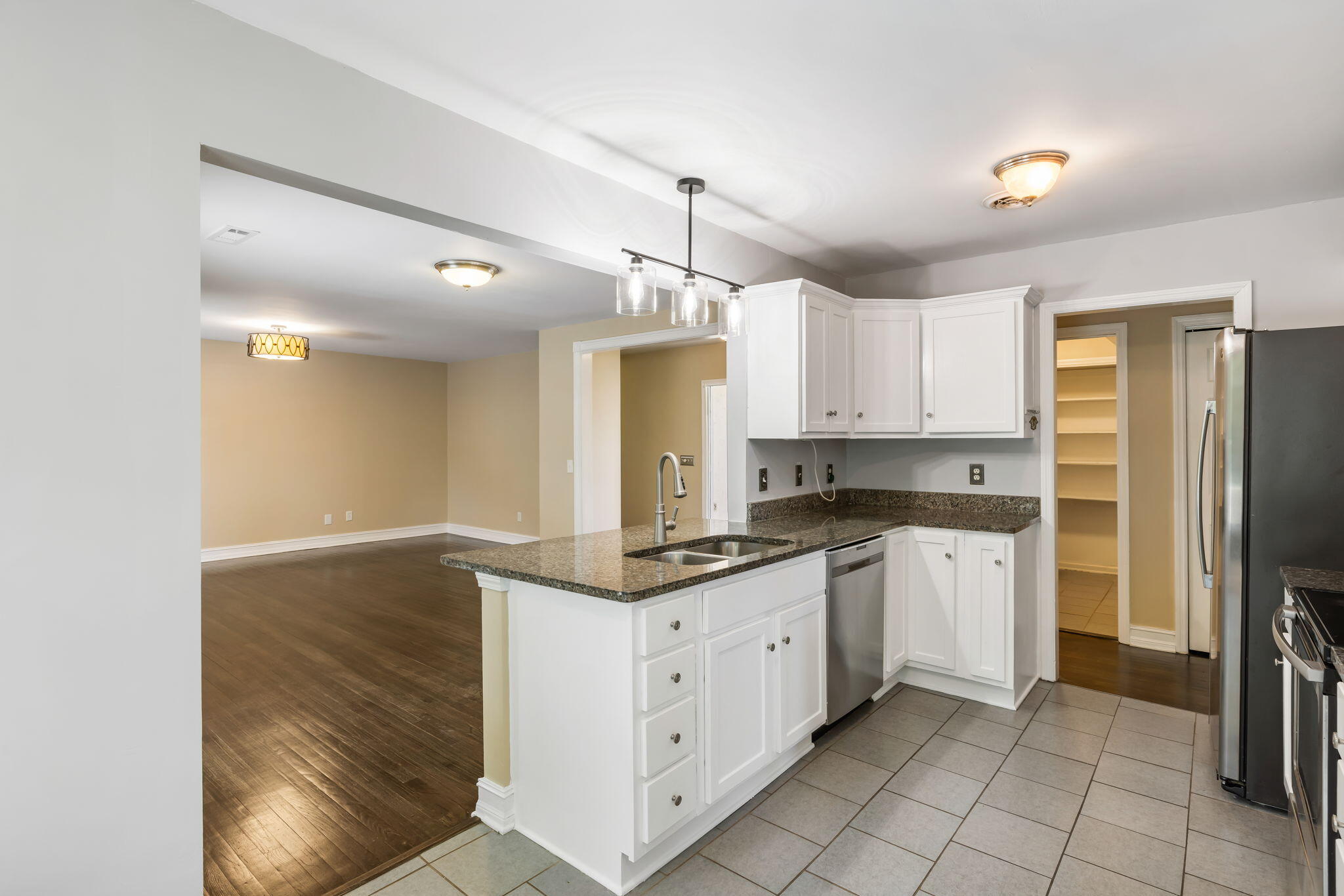 2808 Limestone Boulevard Charleston, SC 29414 - Photo 8 of 31 8-web-or-mls-2808 Limestone Blvd - Coast