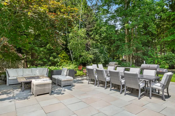 $49,900 | Undisclosed Address, Bridgehampton, NY 11932