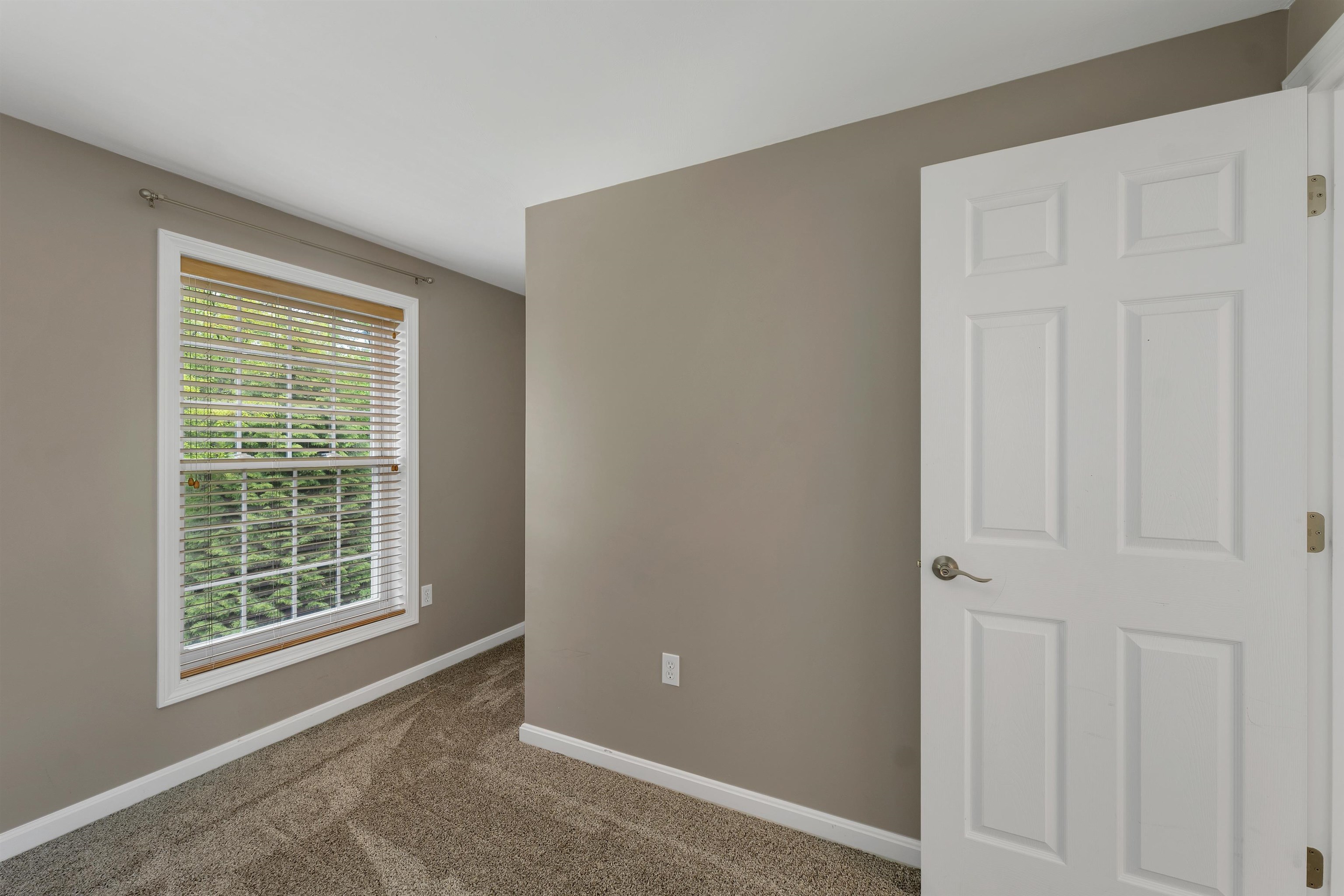 441 Ponemah Hill Road Milford, NH 03055 - Photo 21 of 46