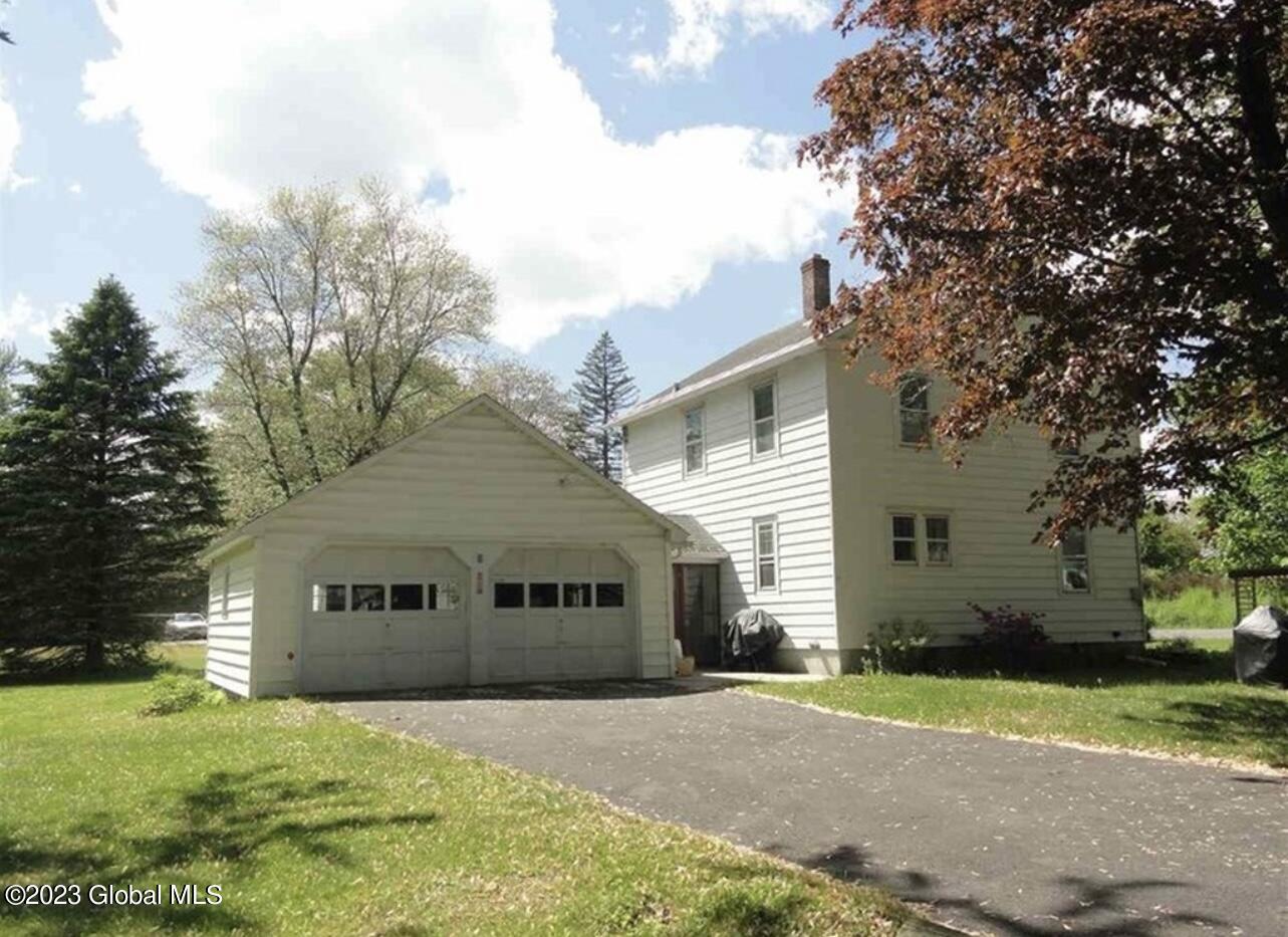 648 Feura Bush Road Bethlehem, NY 12054 - Photo 18 of 18 IMG_4563