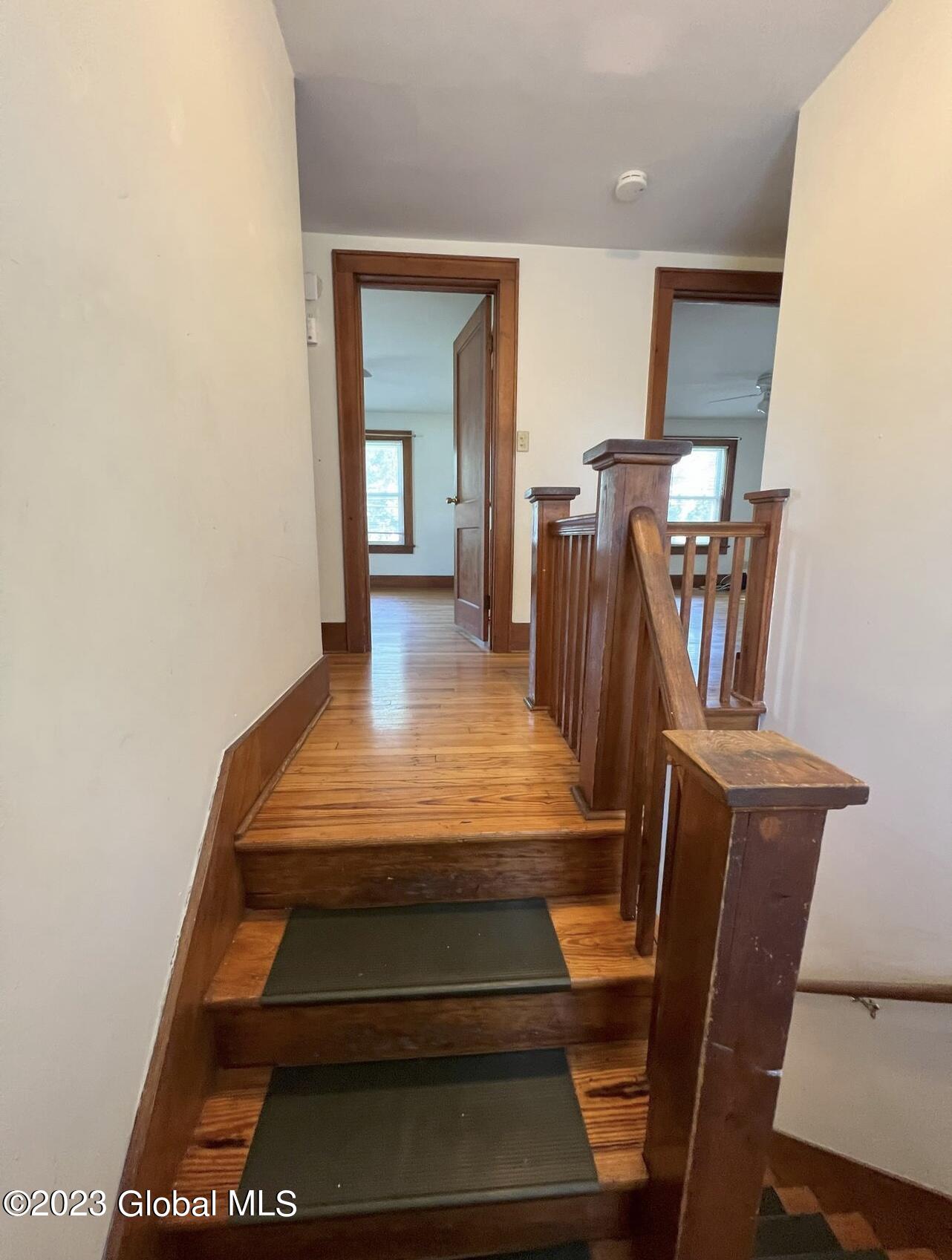 648 Feura Bush Road Bethlehem, NY 12054 - Photo 8 of 18 IMG_4578