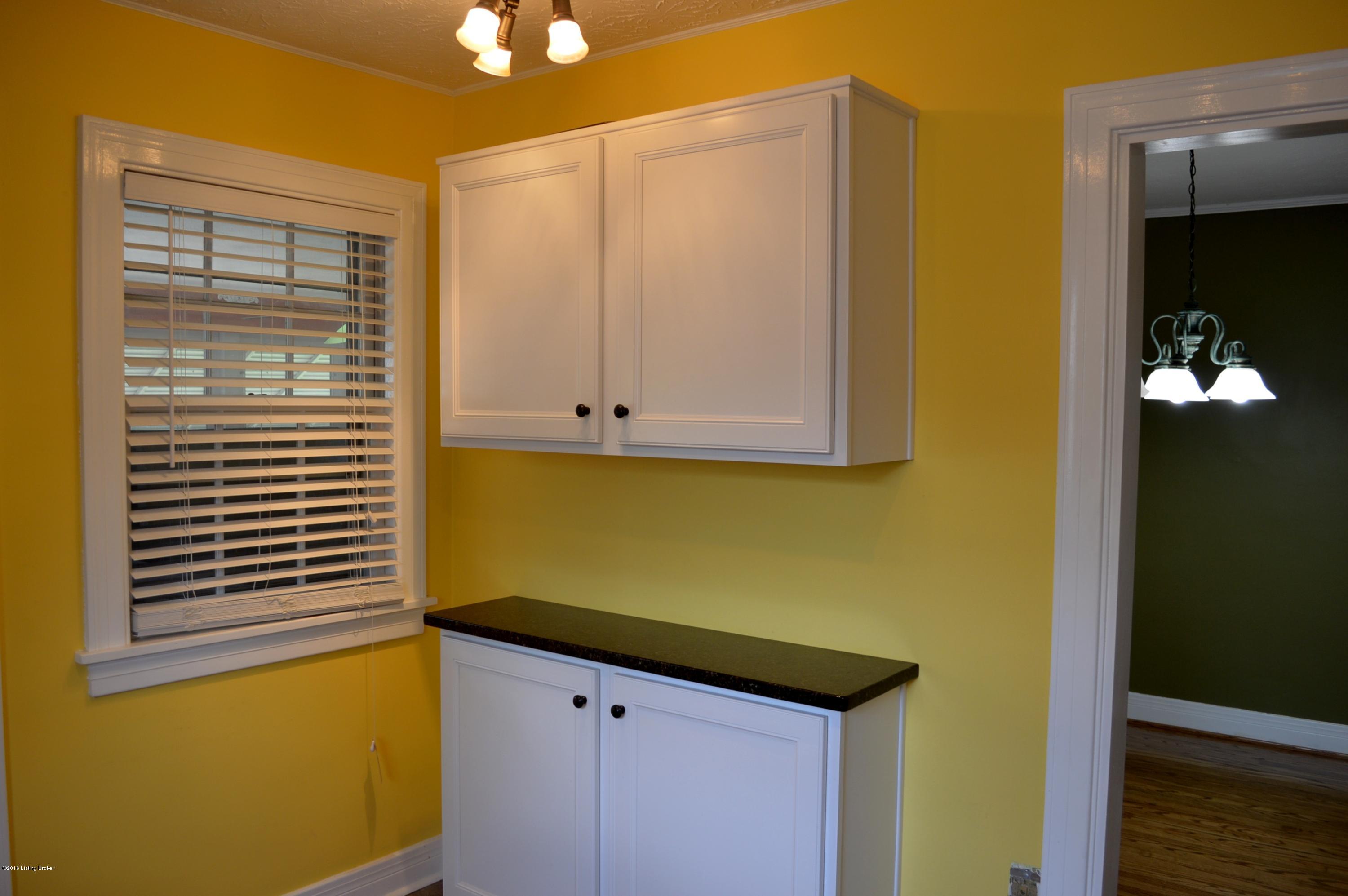 224 Tyne Road Louisville, KY 40207 - Photo 12 of 19 Extra Cabinets would be a great buffet area for entertaining