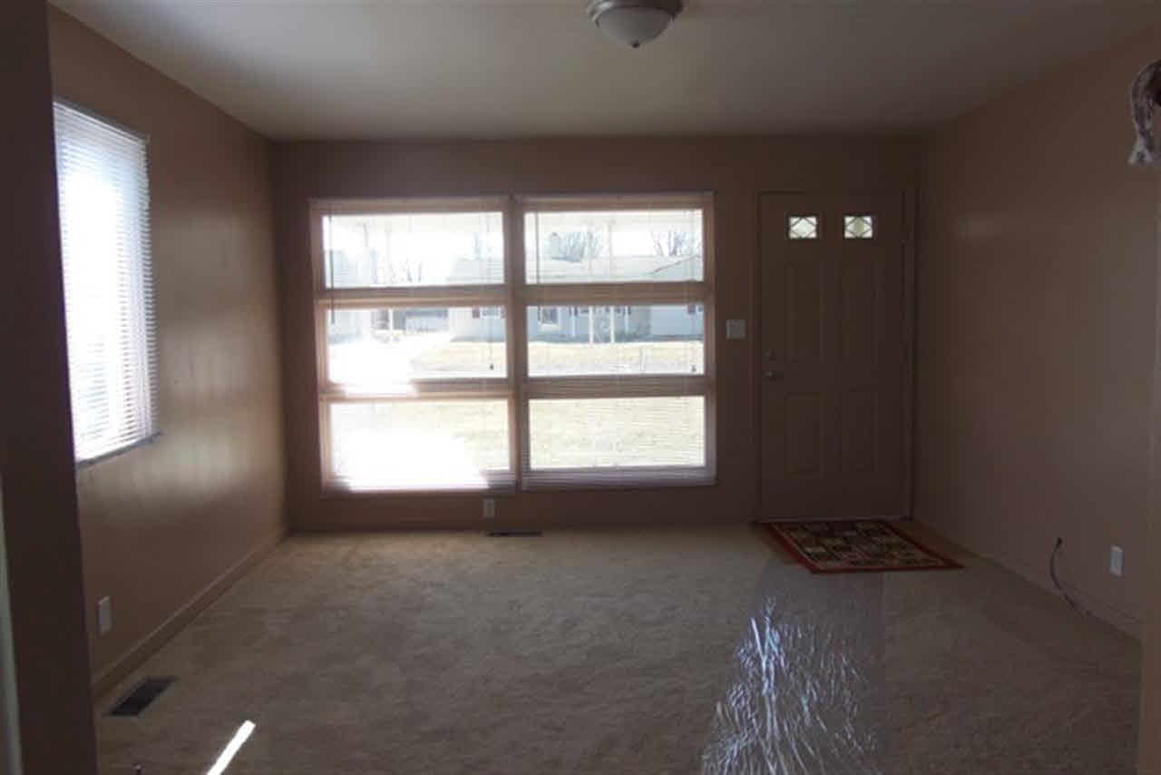 6226 West Taylor Road Muncie, IN 47304 - Photo 3 of 16 Gallery Image 3