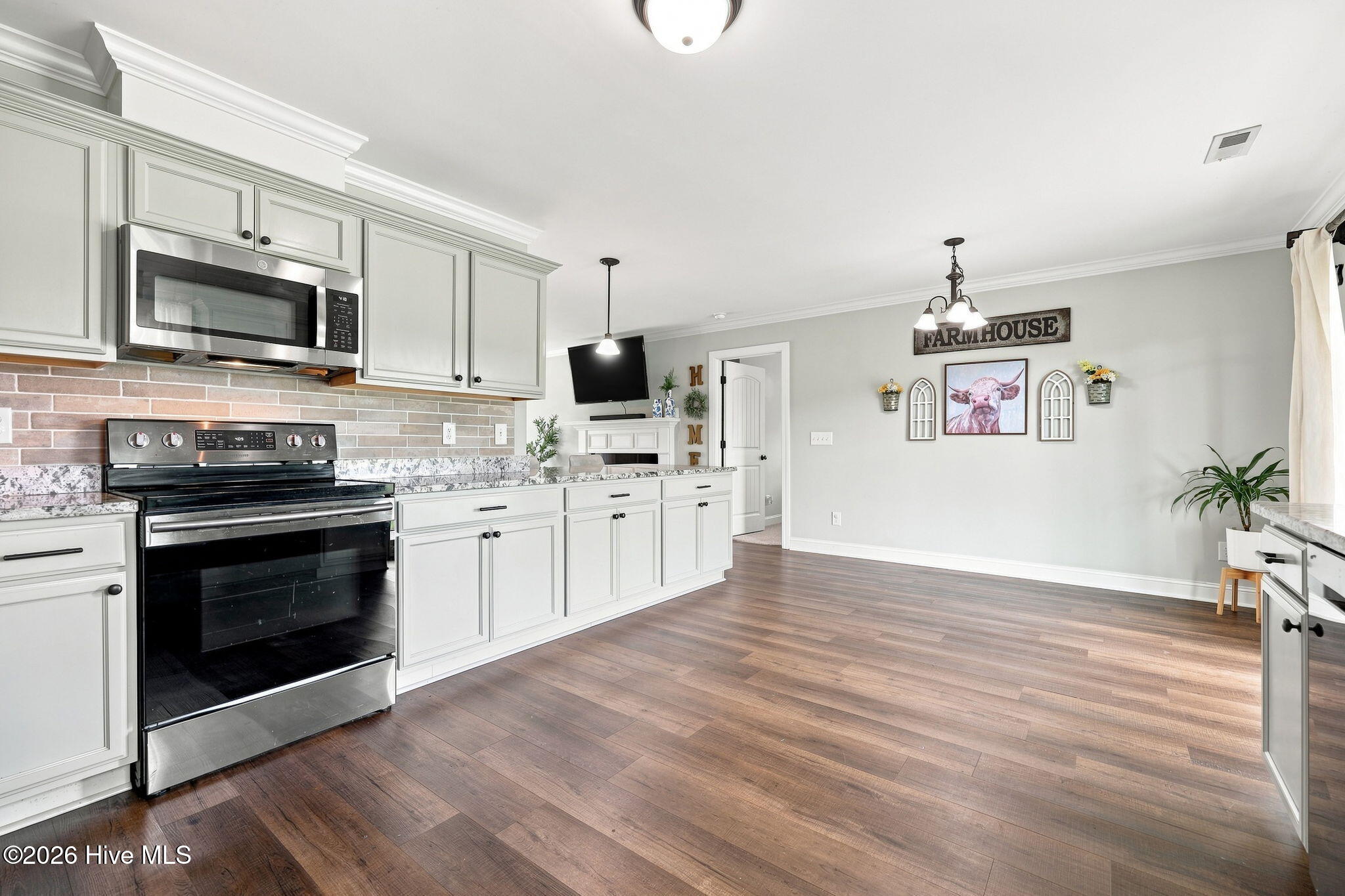 2746 Madison Hardee Road Ayden, NC 28513 - Photo 11 of 35 Gallery Image 11