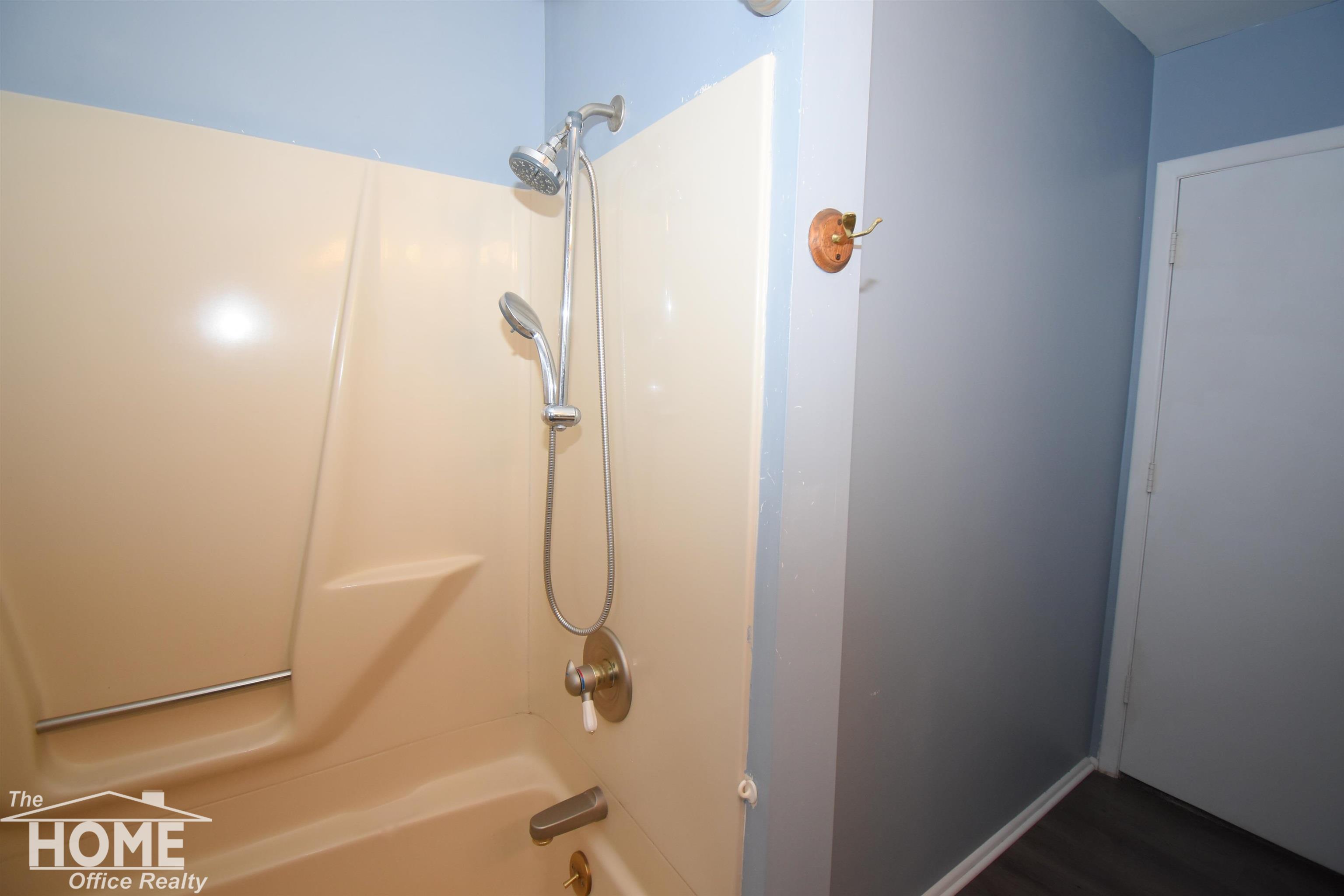 2020 East Wilkinson Road Owosso, MI 48867 - Photo 15 of 34 50167169-4bc337f2-0a29-4906-929d-95ca8ae338a0.JPG