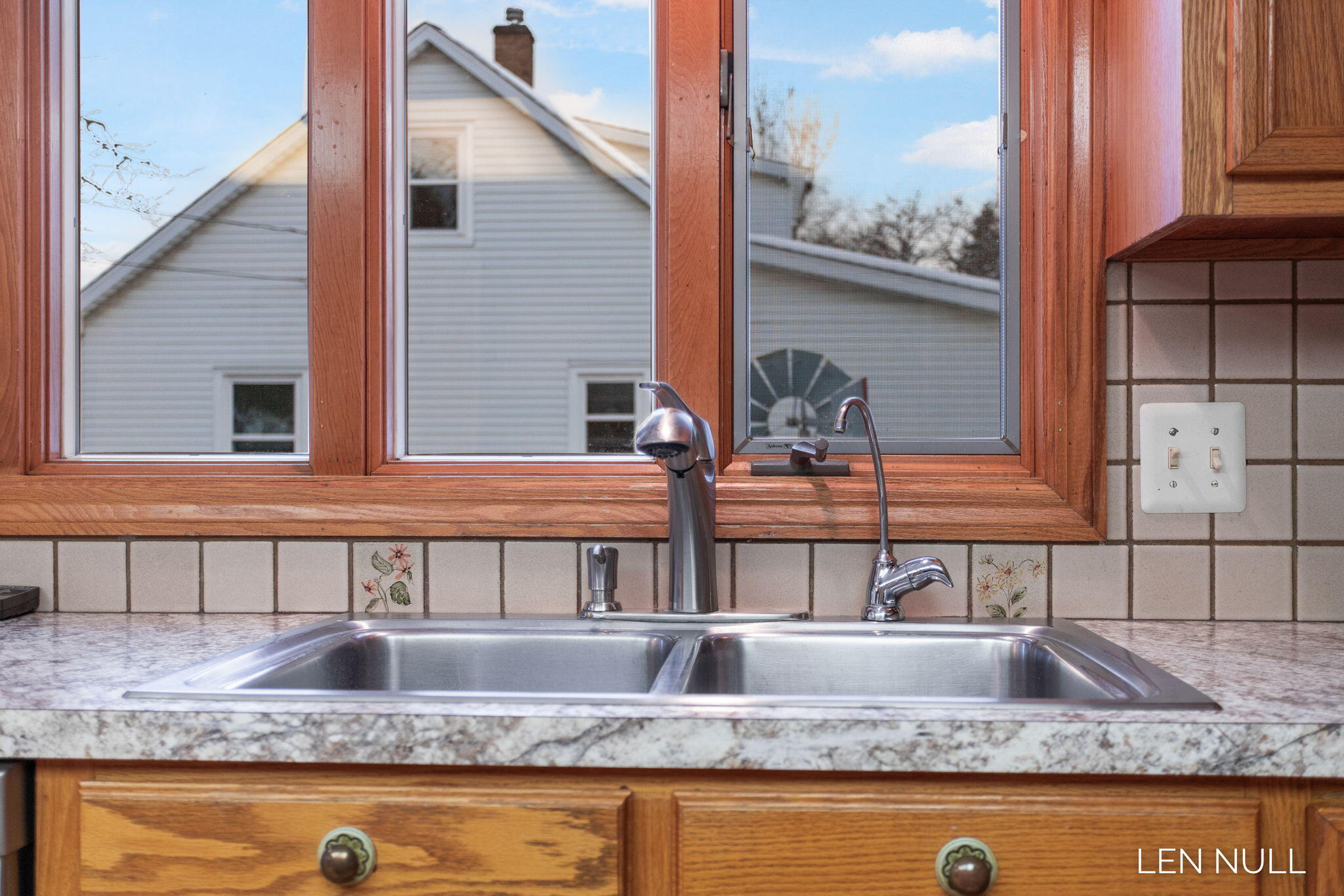 885 Baldwin Street Jenison, MI 49428 - Photo 20 of 41 16 Kitchen