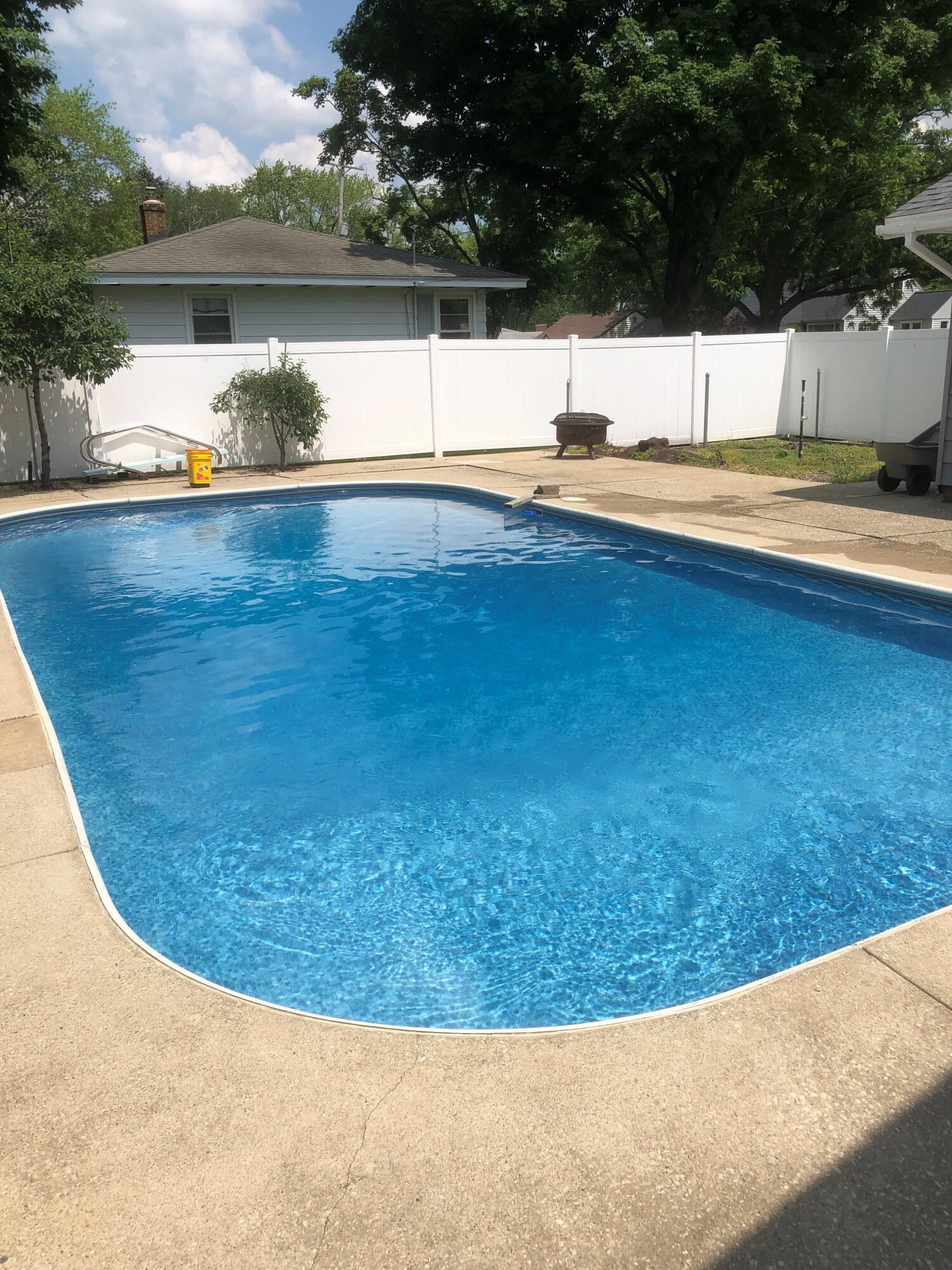 885 Baldwin Street Jenison, MI 49428 - Photo 7 of 41 Pool