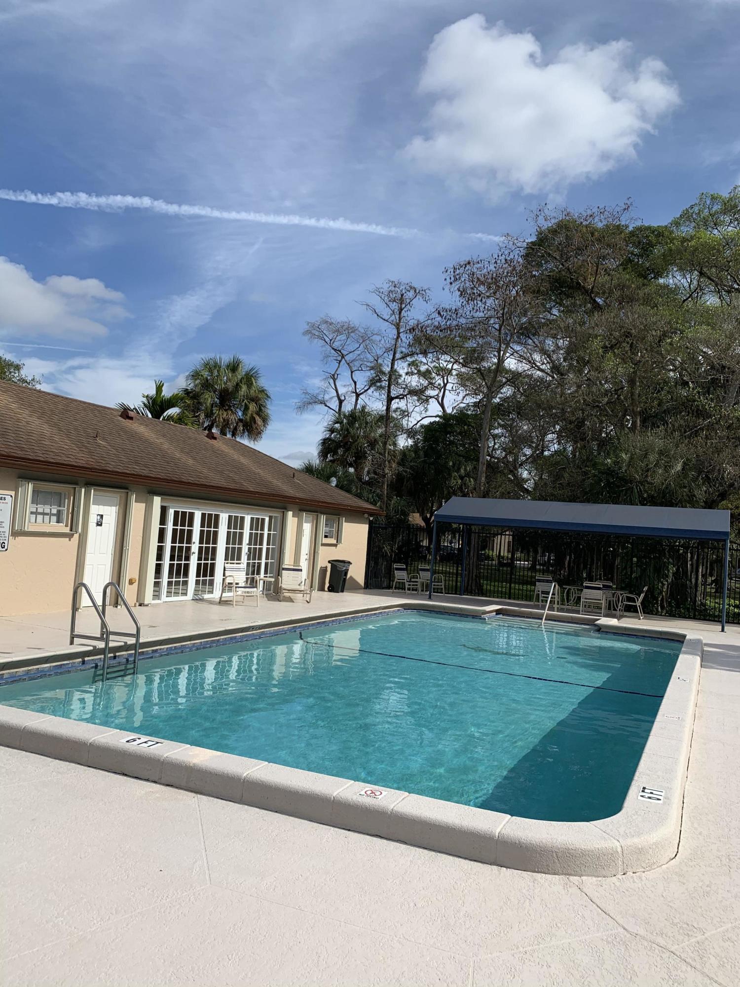 22378 Southwest 57th Circle Boca Raton, FL 33428 - Photo 18 of 26 573246AB-8A7C-4391-83B1-F8DBE9FE006C
