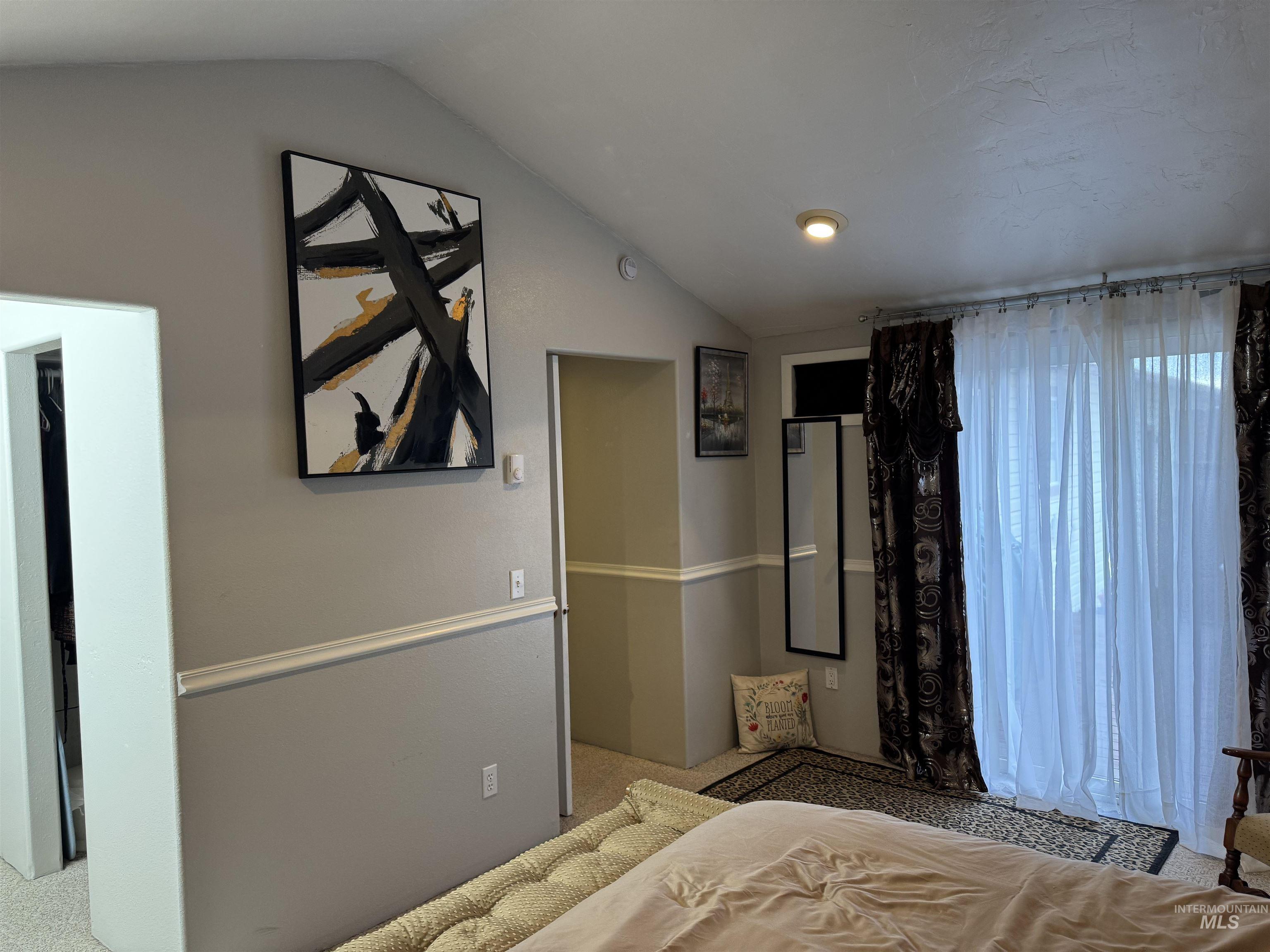 1145 Utah Street Gooding, ID 83330 - Photo 29 of 50 Bedroom with lofted ceiling
