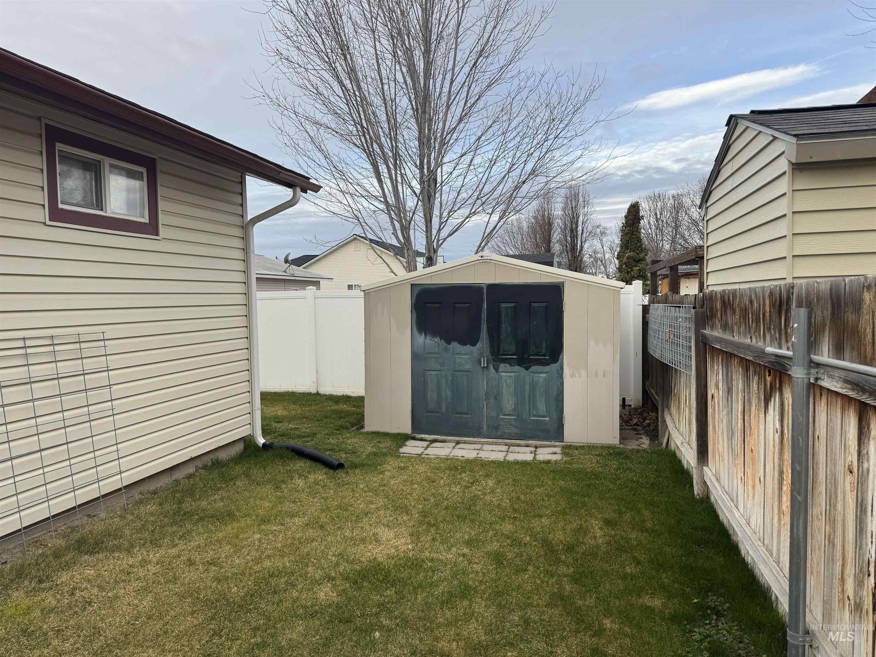 1145 Utah Street Gooding, ID 83330 - Photo 48 of 50 View of shed with a fenced backyard