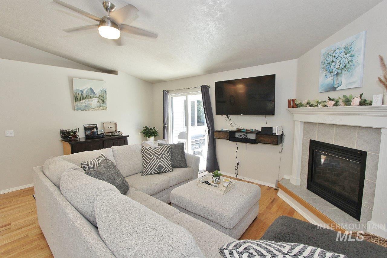 8335 West Dulcimer Street Boise, ID 83709 - Photo 5 of 22