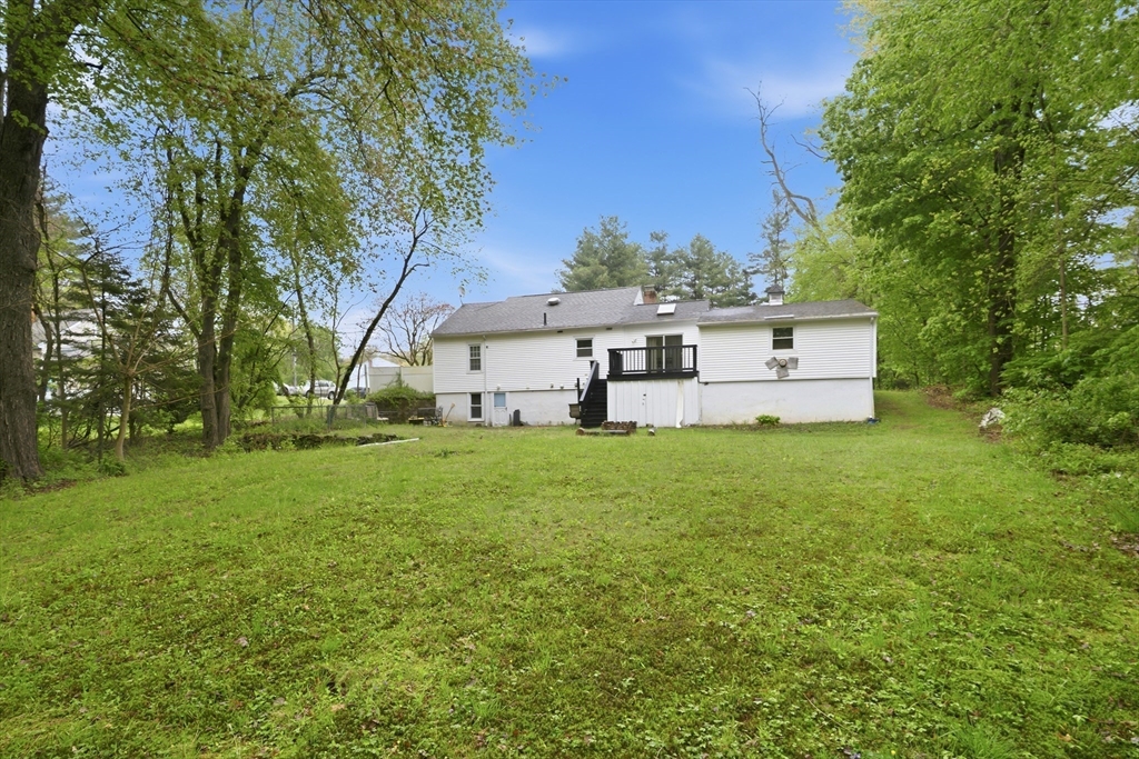 616 Cooley Street Springfield, MA 01128 - Photo 35 of 37