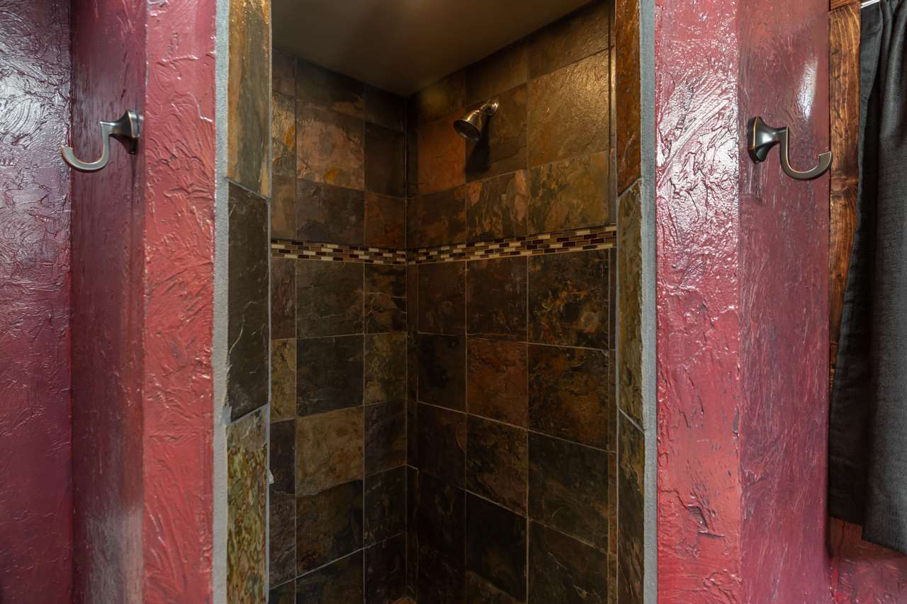 4219 West Arrowhead Road Spokane, WA 99208 - Photo 11 of 20 Gallery Image 11