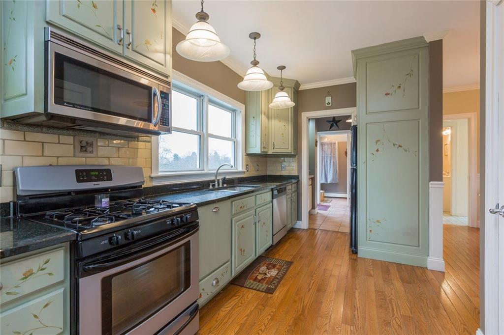 151 Middle Road Falmouth, ME 04105 - Photo 2 of 35 Photo