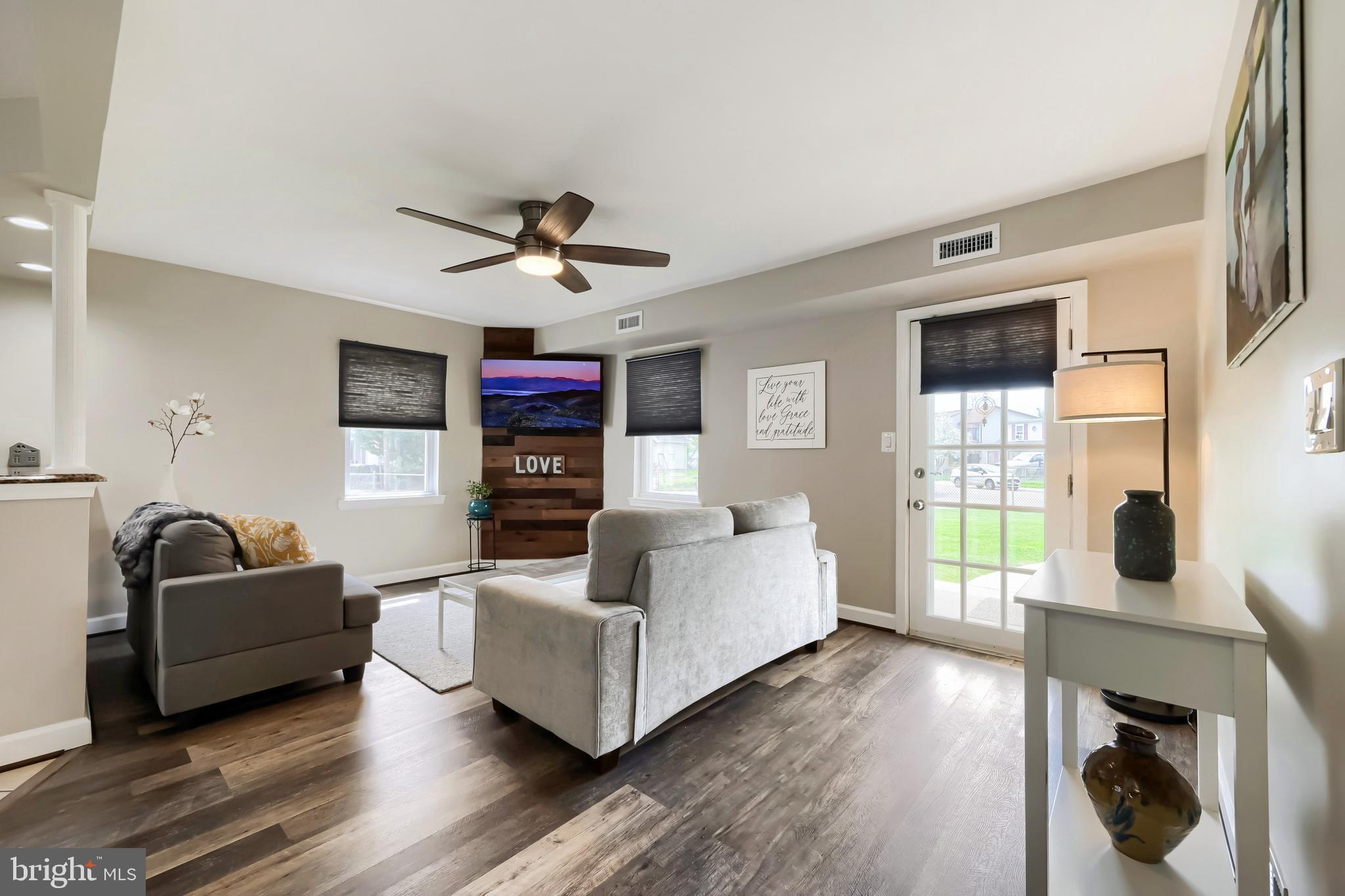 3413 Louth Road Baltimore, MD 21222 - Photo 6 of 36