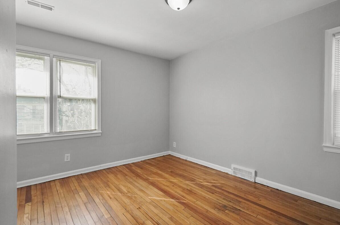 4215 Waverly Street, Unit : UPPER Detroit, MI 48238 - Photo 8 of 10