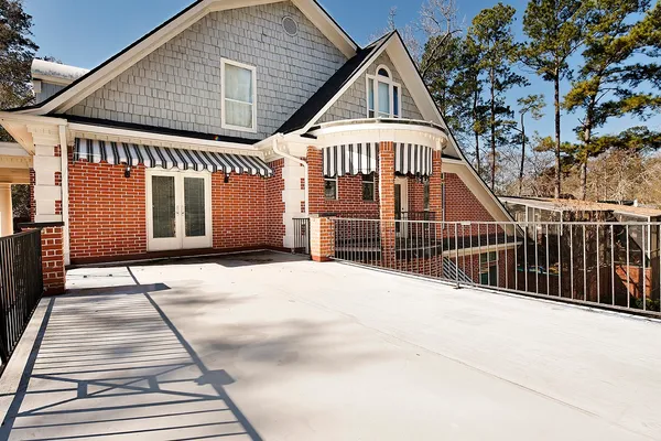 $2,250,000 | 38 Grogans Point Road, The Woodlands, TX 77380