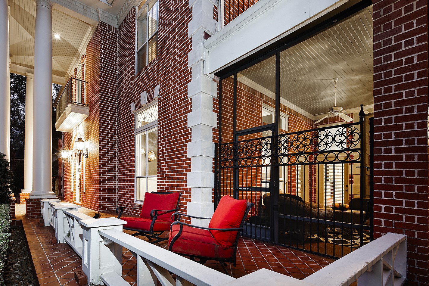 38 Grogans Point Road The Woodlands, TX 77380 - Photo 4 of 50 Patio views.