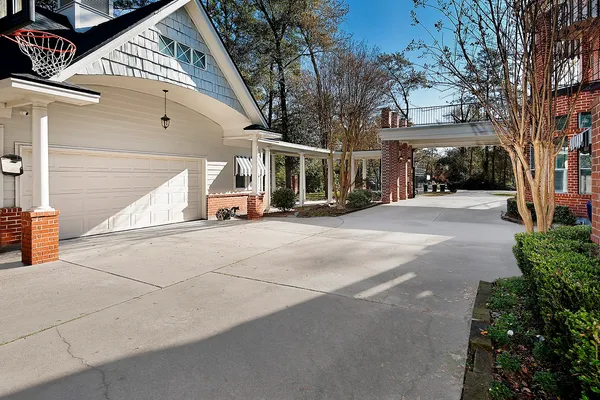 $2,250,000 | 38 Grogans Point Road, The Woodlands, TX 77380