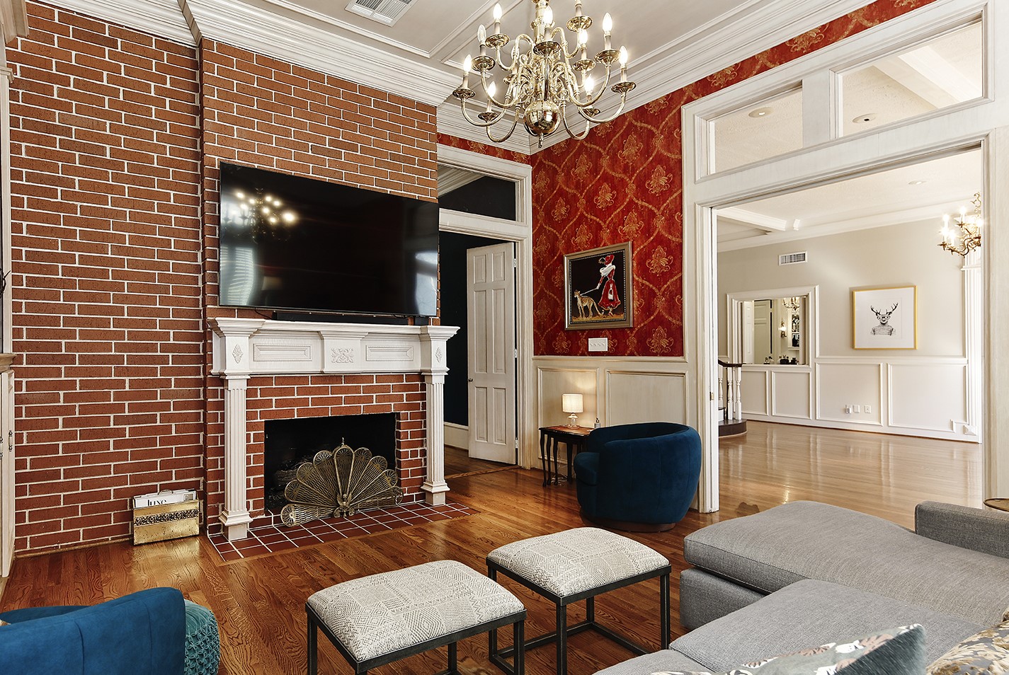 38 Grogans Point Road The Woodlands, TX 77380 - Photo 8 of 49 The study adjoins the family room