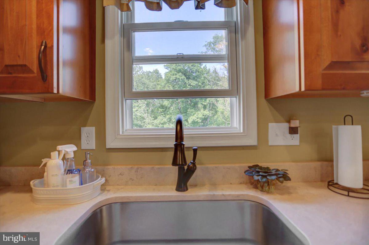1832 Pleasant View Road Adamstown, MD 21710 - Photo 15 of 54 Upgraded quartz counters