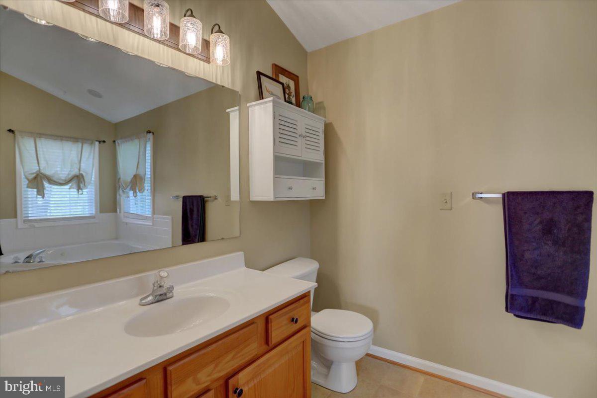 1832 Pleasant View Road Adamstown, MD 21710 - Photo 33 of 54 Primary Bath