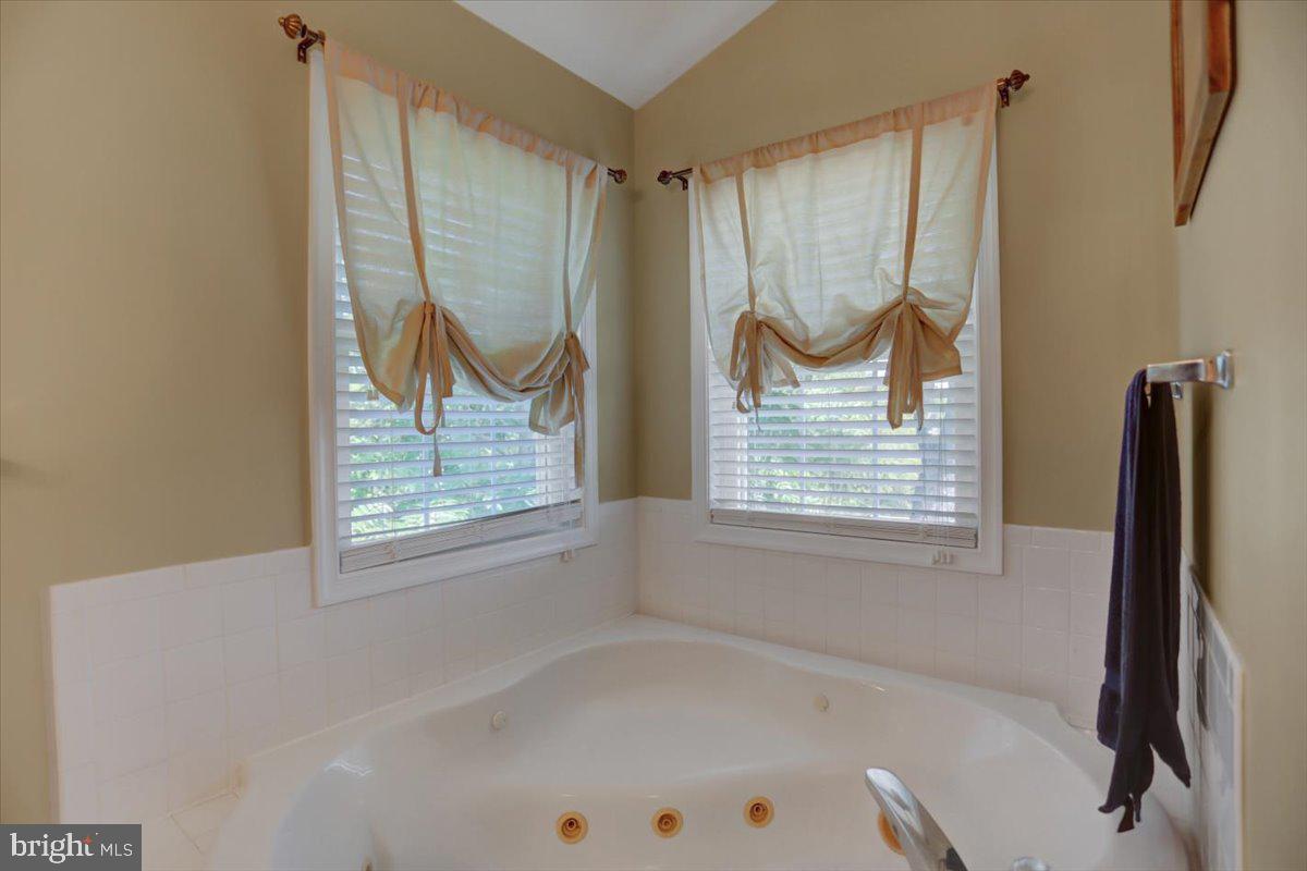 1832 Pleasant View Road Adamstown, MD 21710 - Photo 34 of 54 Soaking tub in Primary bath