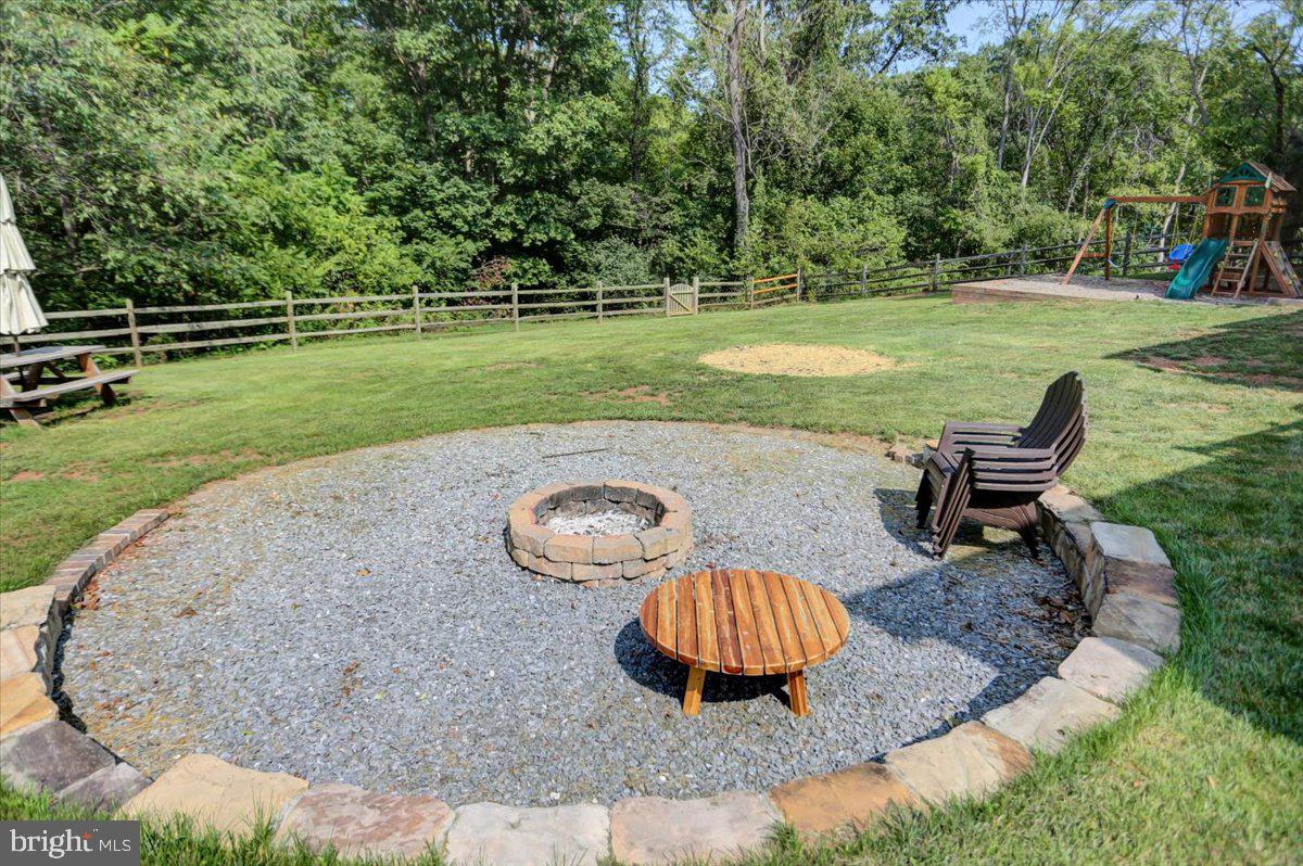 1832 Pleasant View Road Adamstown, MD 21710 - Photo 47 of 54 Entertaining area