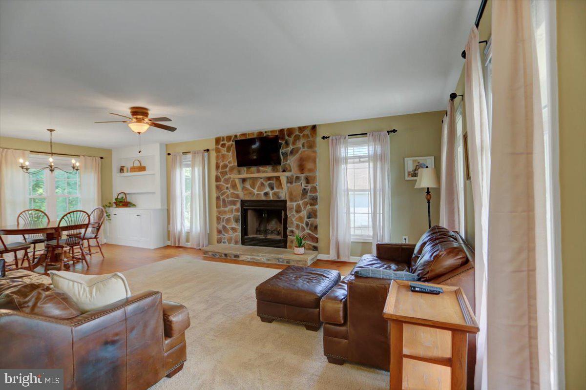 1832 Pleasant View Road Adamstown, MD 21710 - Photo 7 of 54 Main living room