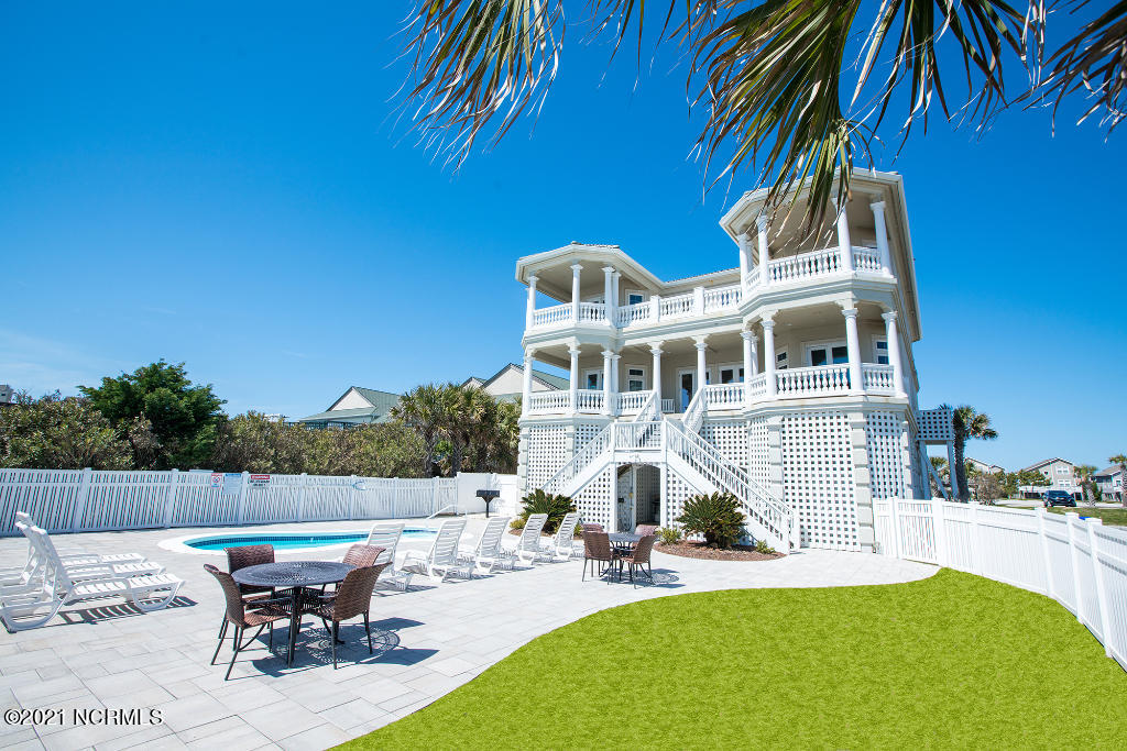 389 West First Street Ocean Isle Beach, NC 28469 - Photo 3 of 25 02