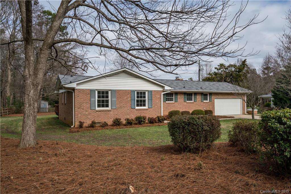 13613 Phillips Road Matthews, NC 28105 - Photo 2 of 28