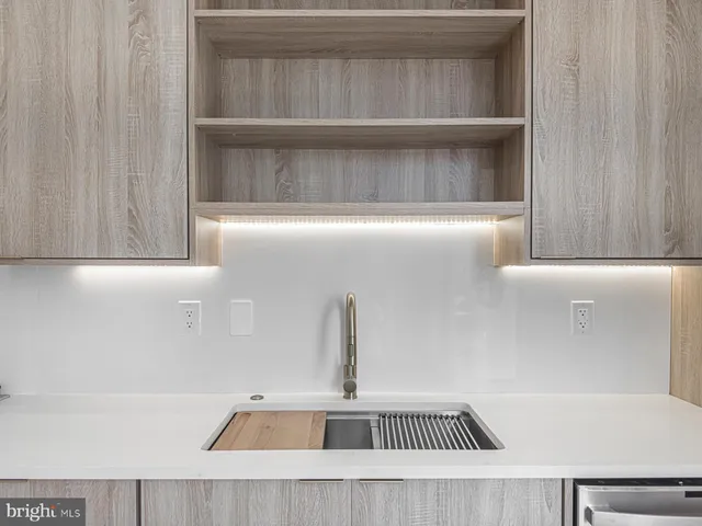 $475,000 | 1606 North 4th Street, Philadelphia, PA 19122