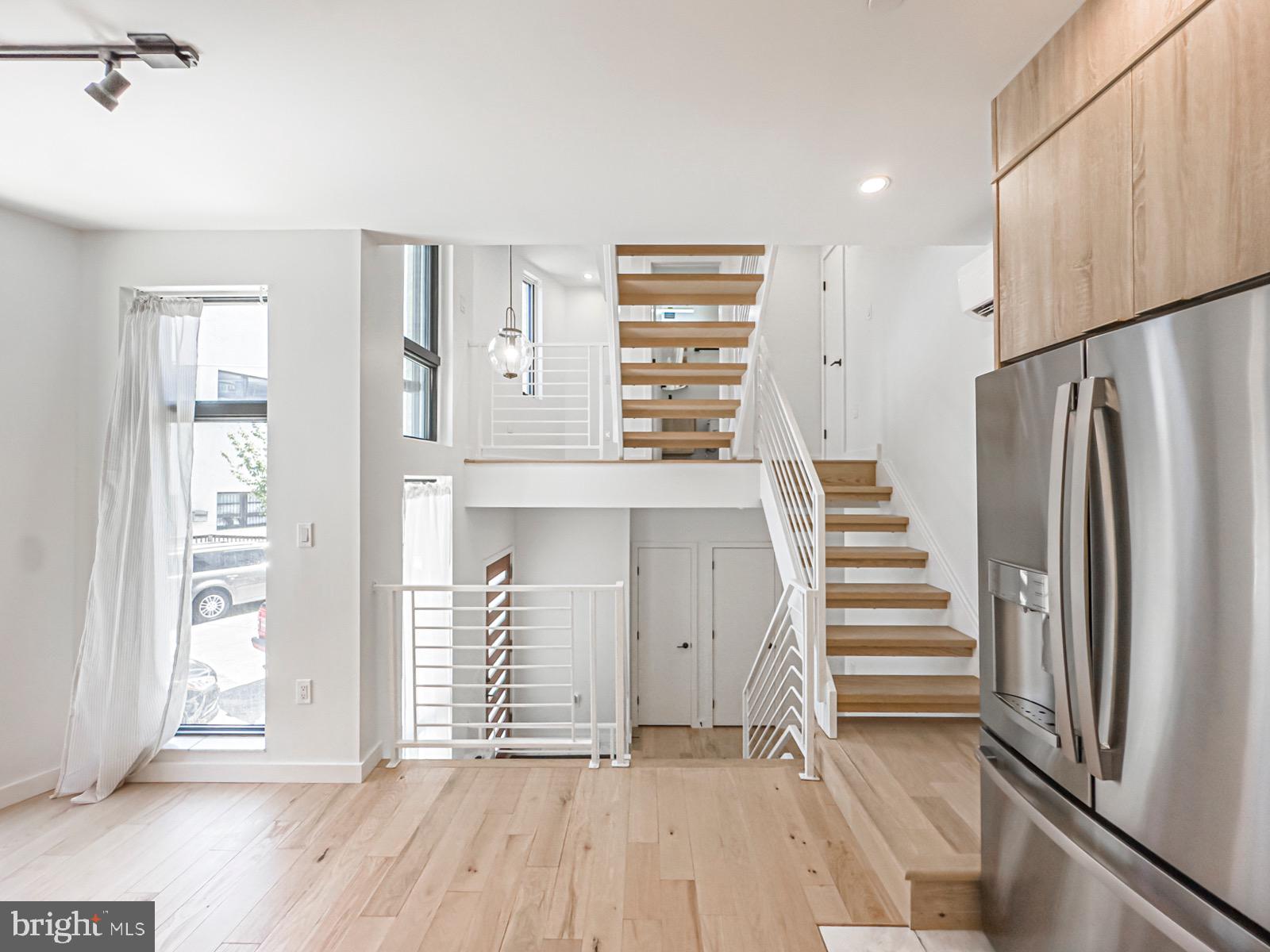 1606 North 4th Street Philadelphia, PA 19122 - Photo 40 of 82 Modern elegance meets airy design.