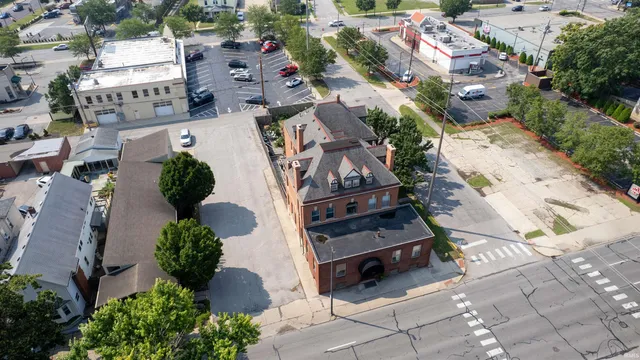 $990,000 | 533 West Washington Boulevard, Fort Wayne, IN 46802