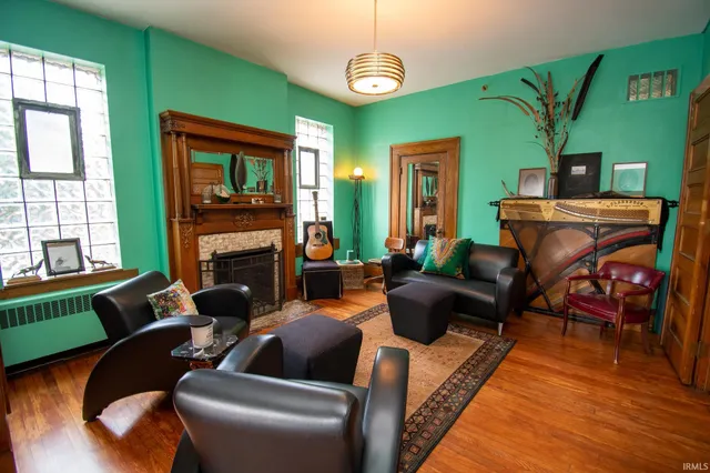 $990,000 | 533 West Washington Boulevard, Fort Wayne, IN 46802