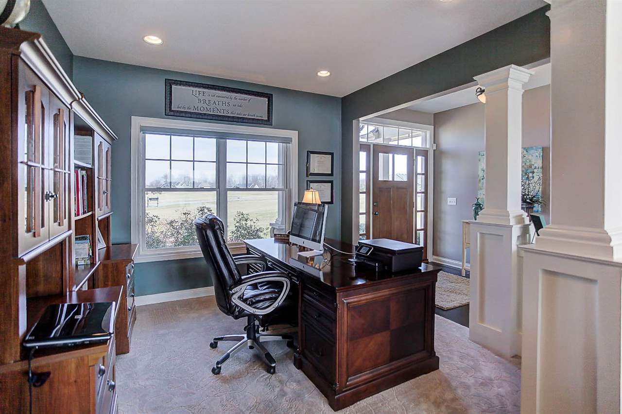 18609 Tonkel Road Auburn, IN 46706 - Photo 4 of 36 Gallery Image 4