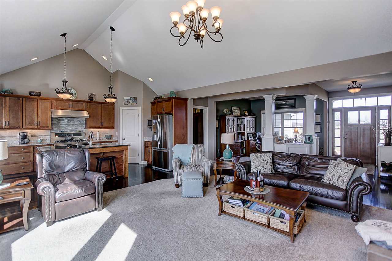 18609 Tonkel Road Auburn, IN 46706 - Photo 8 of 36 Gallery Image 8